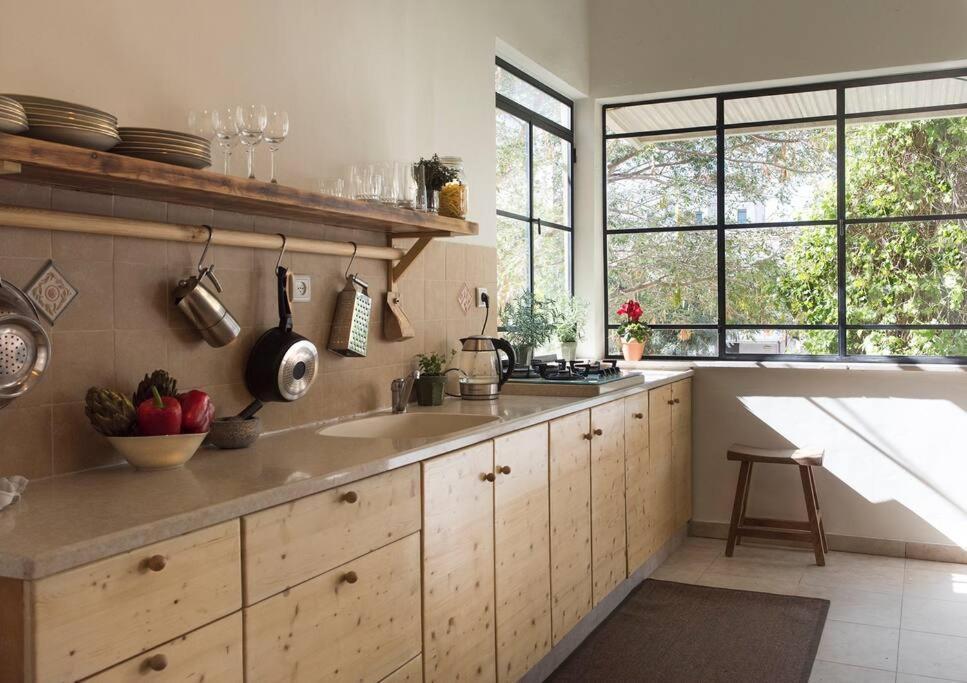 Charming Apartment At Unbeatable Spot Tel Aviv Exteriör bild